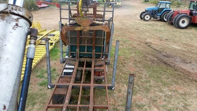 1993 Marmon Logging/Storm Log Truck