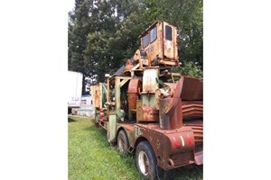 1996 Precision Husky 21  Wood Chipper - Mobile