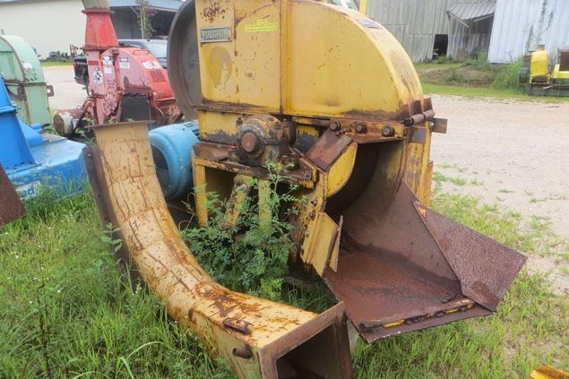 Fulghum 48in 3 Knife Stationary Wood Chipper