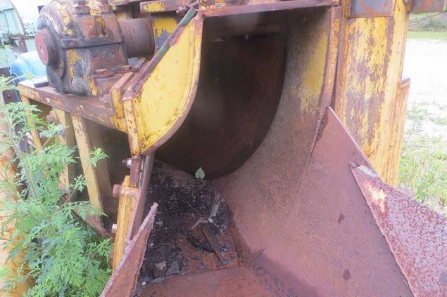 Fulghum 48in 3 Knife Stationary Wood Chipper