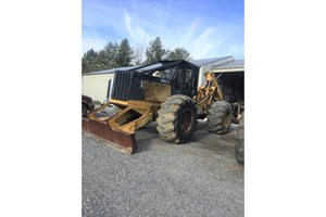 2002 John Deere 748GIII  Skidder