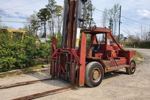 1972 Taylor WPY30  Forklift