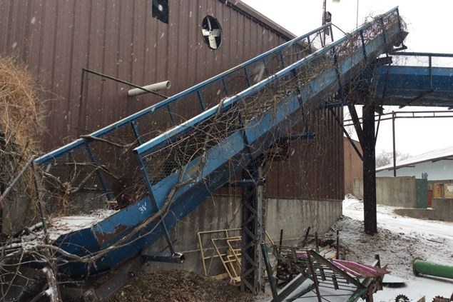 Unknown 38ft Double Sided Chute Barn Sweep Conveyors