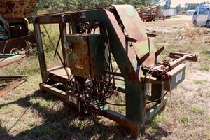 1987 Pendu Mfg 4400  Pallet Stacker