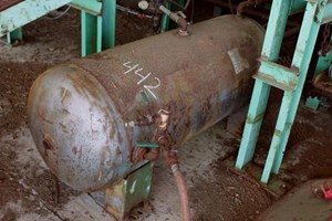 Unknown Horizontal Transfer Tank  Air Compressor