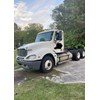 Freightliner Columbia SemiTractor Truck