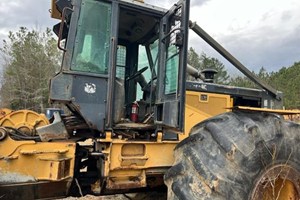 John Deere 748GIII  Skidder