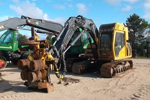 2001 Hyundai 130  Harvesters and Processors