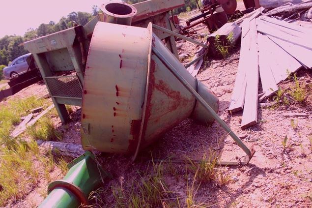 Unknown 5 ft Chip Cyclone