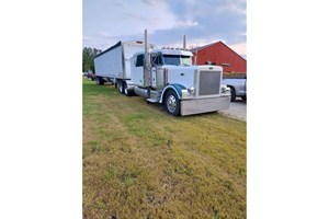 1997 Peterbilt Sleeper  Truck-SemiTractor