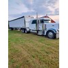 1997 Peterbilt Sleeper SemiTractor Truck