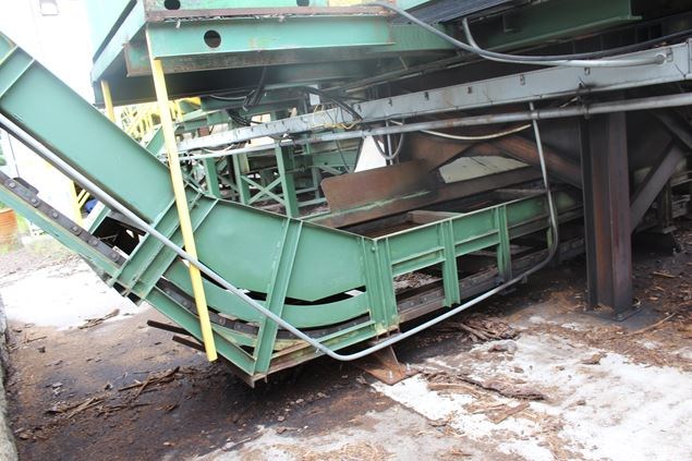 Unknown 28ft Waste Conveyor Barn Sweep Conveyors