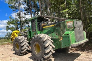 2015 John Deere 643L  Feller Buncher