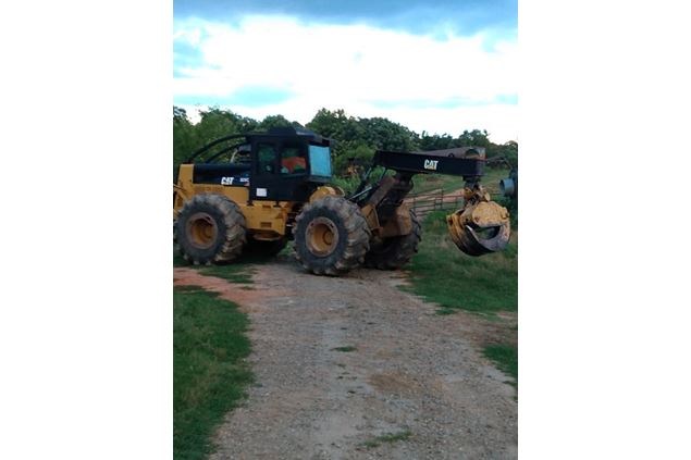 2014 Caterpillar 525C Skidder