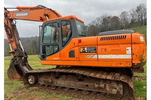 2015 Doosan DX225LC  Excavator