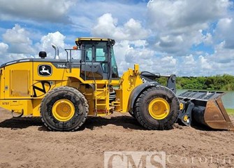 2021 John Deere 744L Wheel Loader