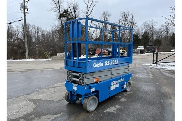 2013 Genie GS2032 Scissor Lift
