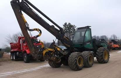2001 Timberjack 1270C Harvesters and Processors