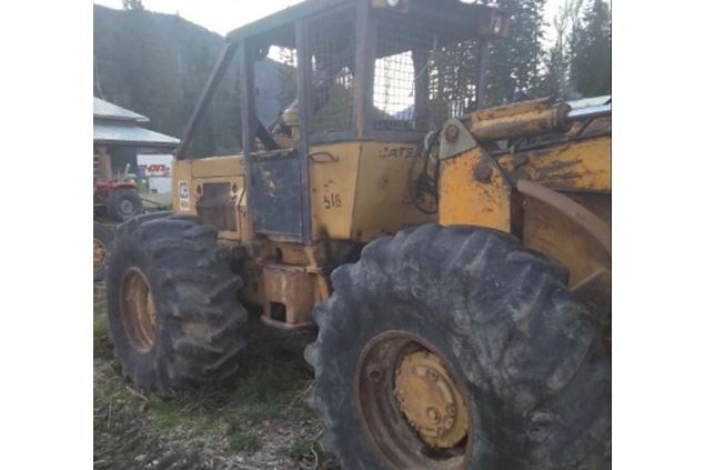 Caterpillar 518 Skidder