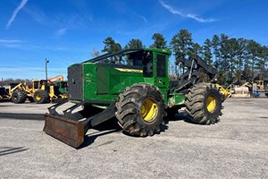 2017 John Deere 748L  Skidder