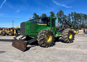 2017 John Deere 748L Skidder