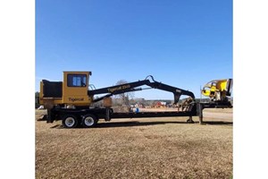 2017 Tigercat 234B  Log Loader