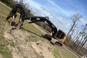 2015 Tigercat LS855E  Log Loader