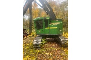 2017 John Deere 853MH  Harvesters and Processors