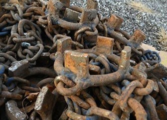 Unknown Tire Chains and Tracks