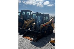 2017 Gehl R150  Skidsteer