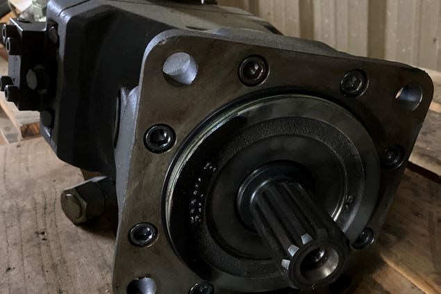 John Deere 643J-K  843J-K DRIVE MOTOR Wheel Feller Buncher