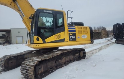 2019 Komatsu PC210LC-11 Excavator