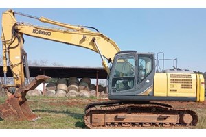 2015 Kobelco 210LC  Excavator