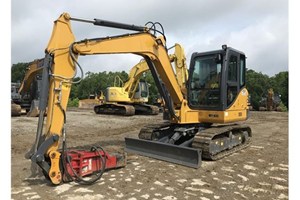 2021 XCMG XE60  Excavator