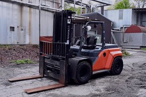 Toyota 8FD70U  Forklift