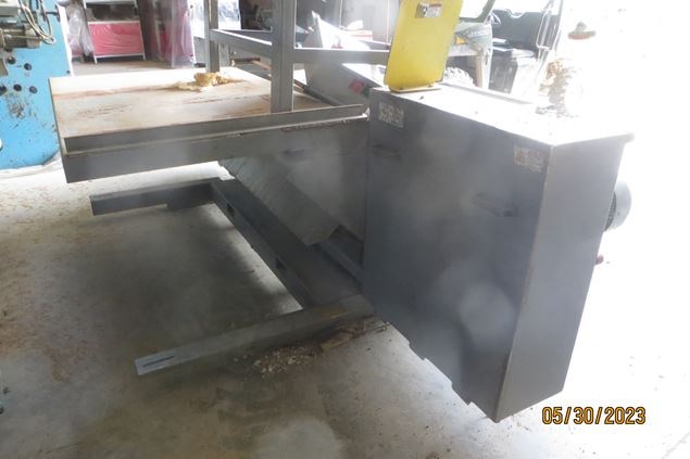 Industrial Resources Band Pallet Dismantler