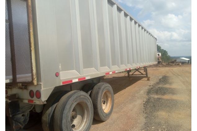2002 Benson 45ft Chip Trailer