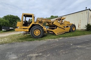 1996 Caterpillar 615C  Motor Grader