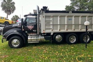 2016 Kenworth T880  Truck-Dump