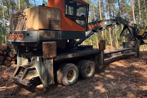 2016 Barko 495B  Log Loader