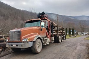 2016 International 5900  Truck-Log