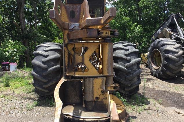 Tigercat 718 Wheel Feller Buncher
