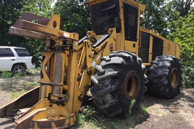 Tigercat 718 Wheel Feller Buncher