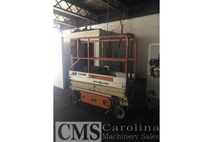 JLG Industries 1930ES Electric Man Lift  Multihandler