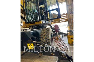 2019 Caterpillar MULTIDOCKER CH600  Misc