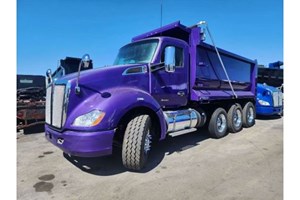 2013 Kenworth T680  Truck-Dump