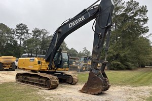 2018 John Deere 350G LC  Excavator