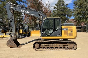 2018 John Deere 130G  Excavator