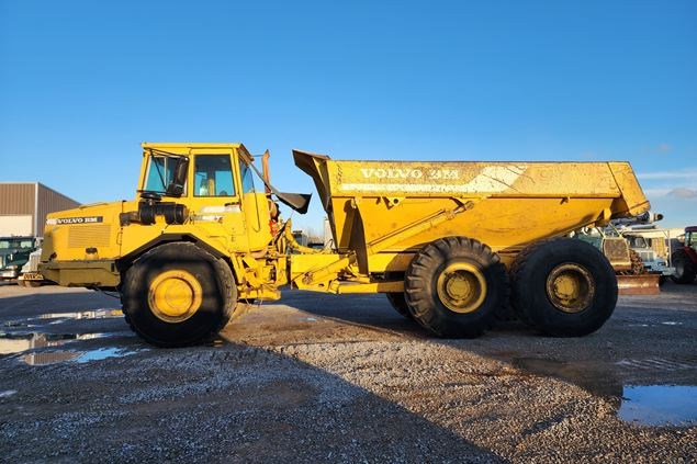 1996 Komatsu A25C Articulated Dump Truck