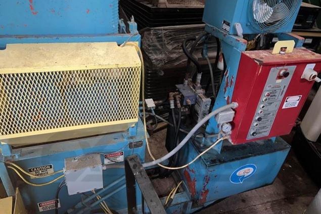 1987 CP Manufacturing CD1000 Strapping Machine Banding